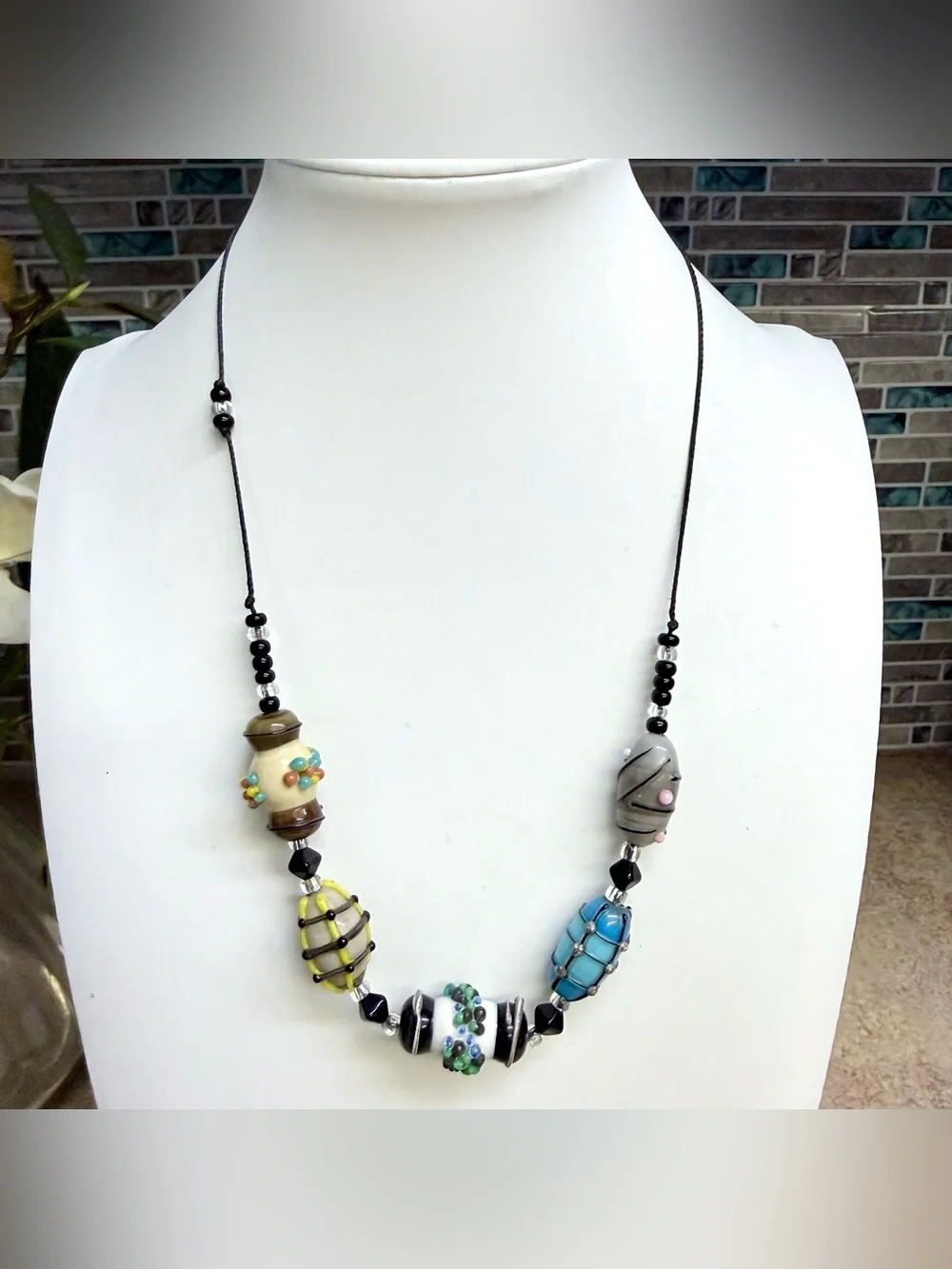 Vintage Lampwork Glass Bead Artisan Sterling Silver Clasp Statement necklace